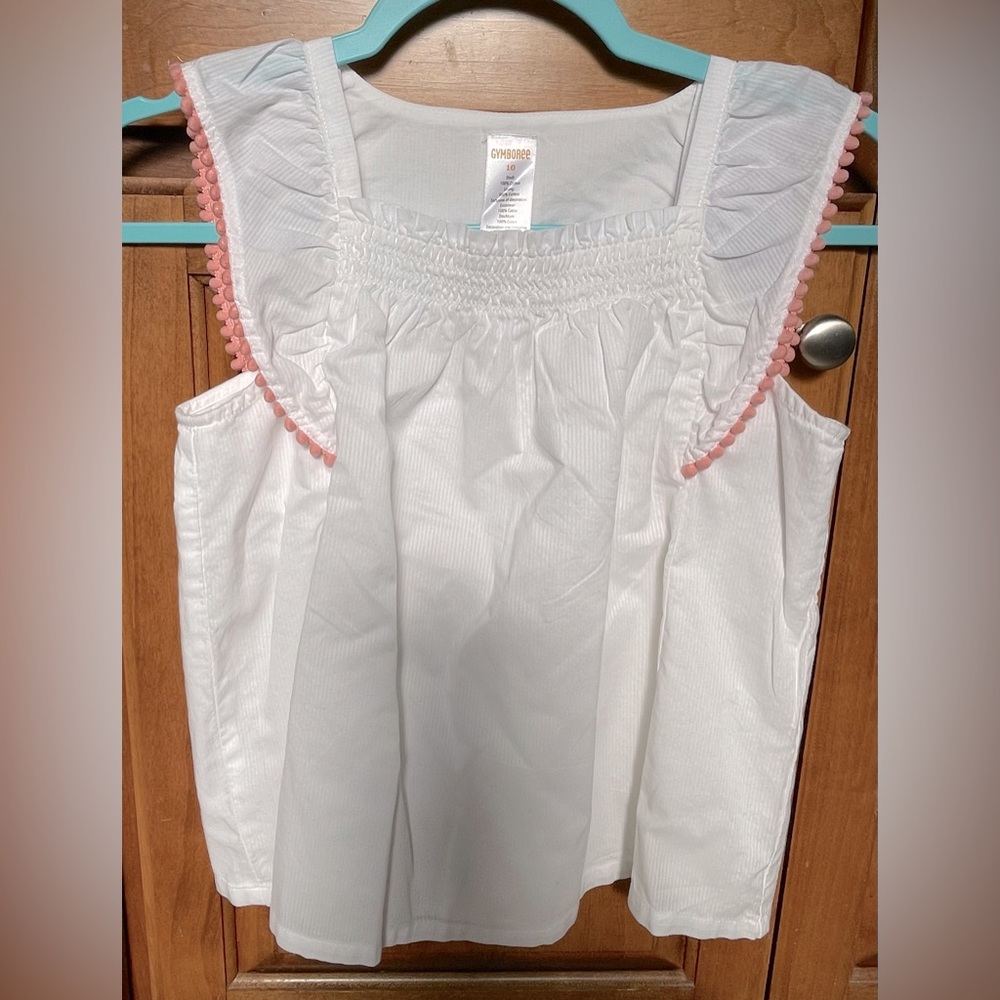 Girl Gymboree 9-10 set , white shirt/yellow bottom with aquamarine flip flops .